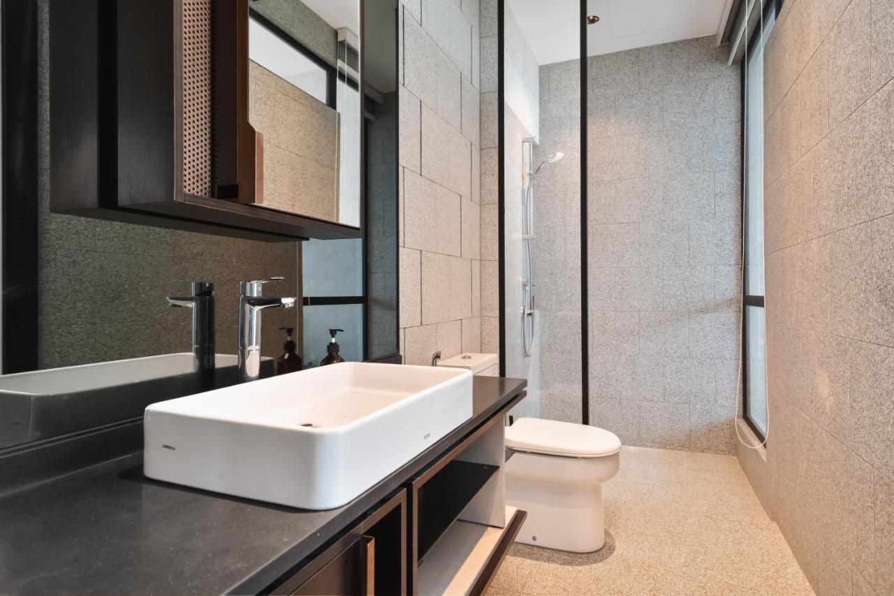 Scarletz Klcc Apartments By Soulasia Kuala Lumpur Esterno foto
