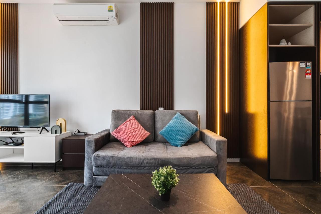 Scarletz Klcc Apartments By Soulasia Kuala Lumpur Esterno foto